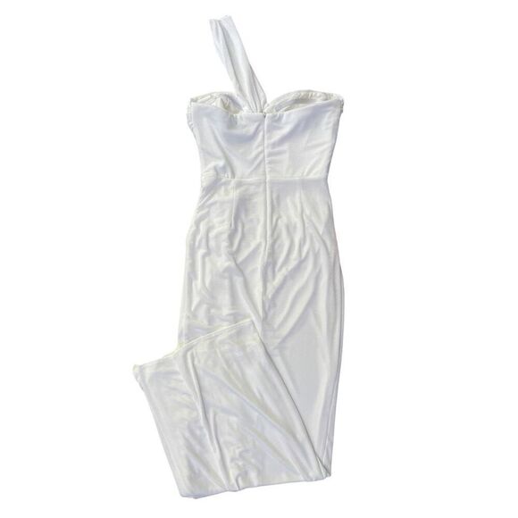 Katie May Carter Gown in Ivory - Picture 3 of 12